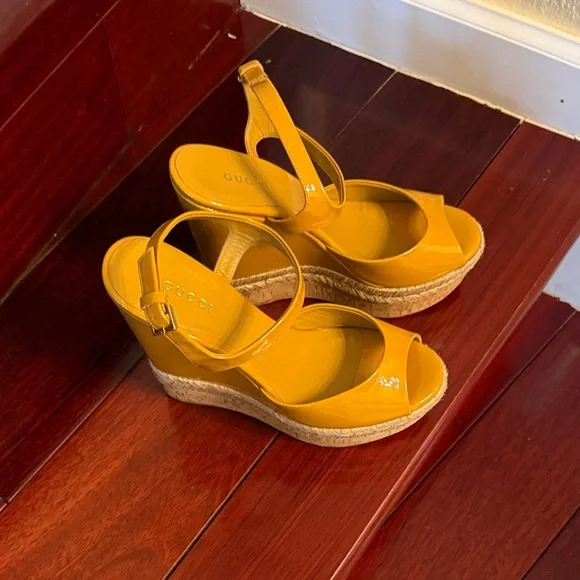 Gucci Mustard Yellow Patent Wedges - Picture 2 of 6